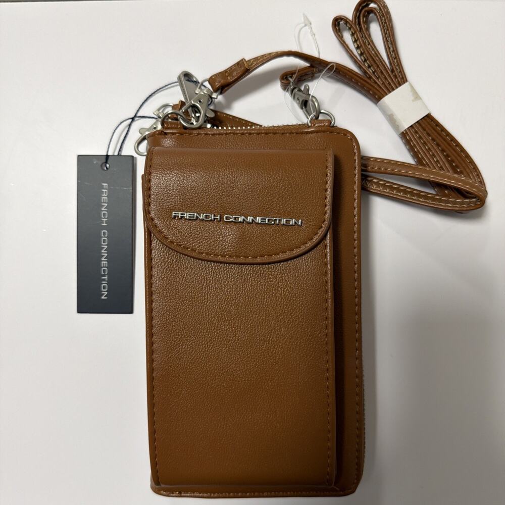 NEW Connection Athena Smooth Phone Crossbody Wristlet – Cognac MSRP $58